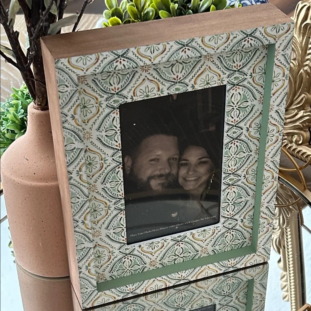 NEW! Shabby Chic Bohemian Medallion Sage Green & Creamy White Wood Photo Frame